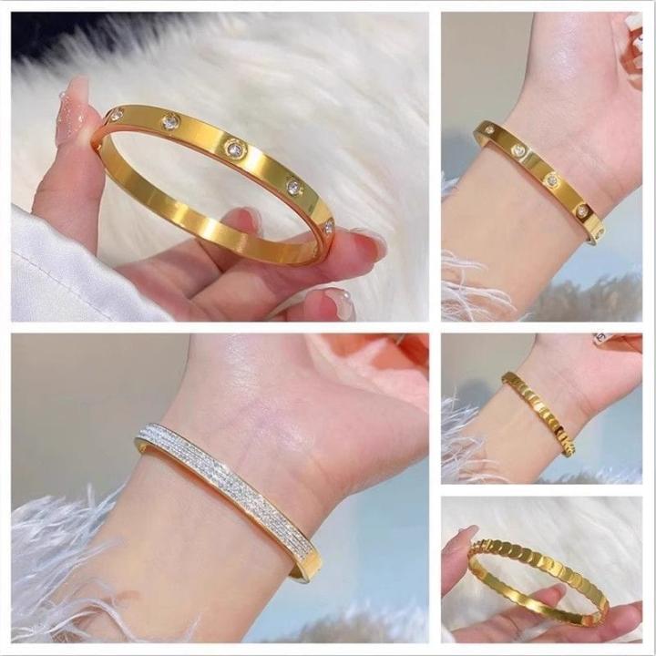 Bracelet